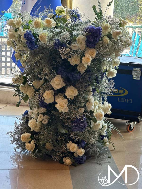 Flower arrangement of the conference 4