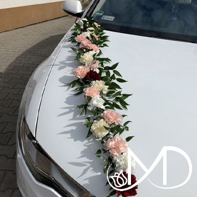 Bridal car flower arrangement 11